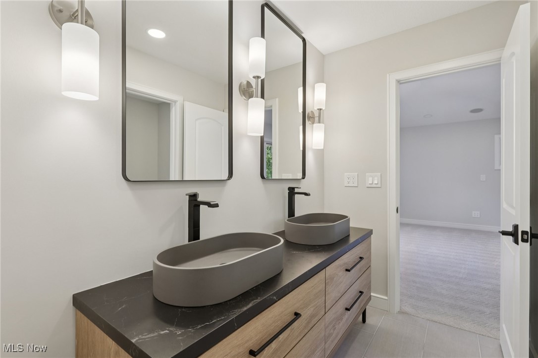 11945 Ladue Trail Chagrin Falls OH 44023