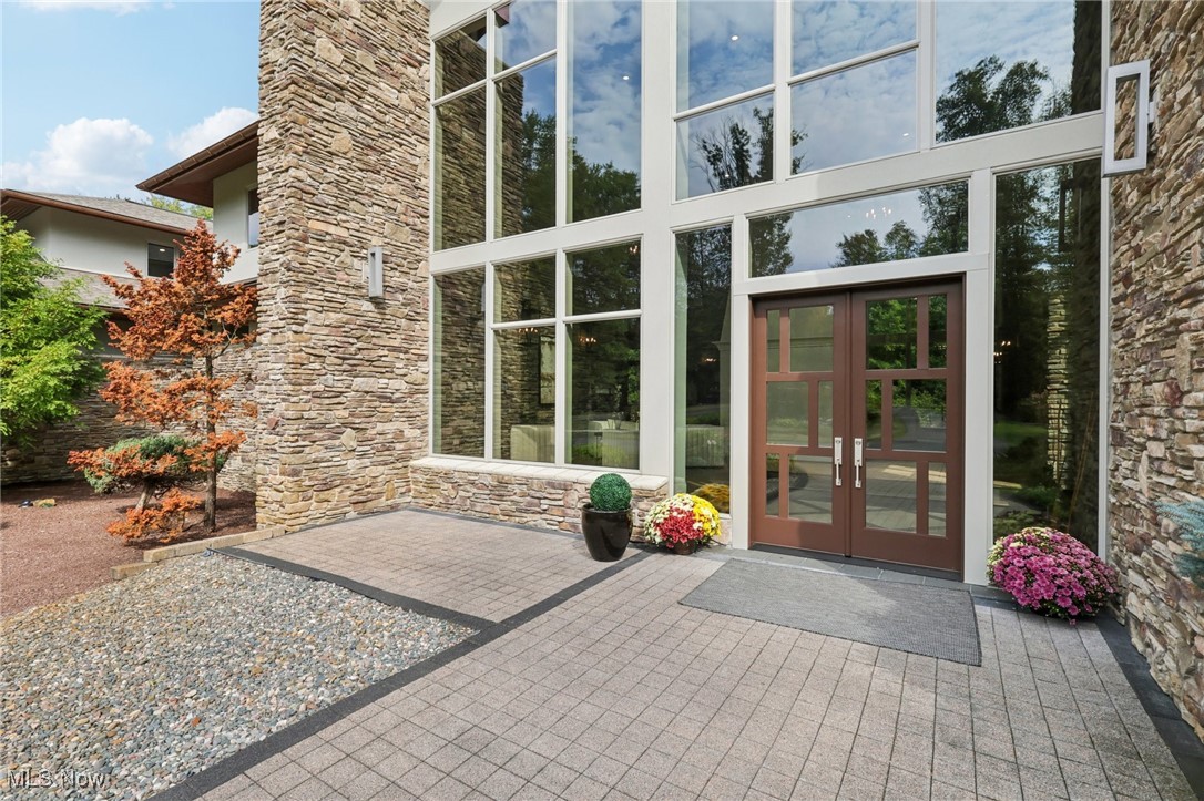 11945 Ladue Trail Chagrin Falls OH 44023