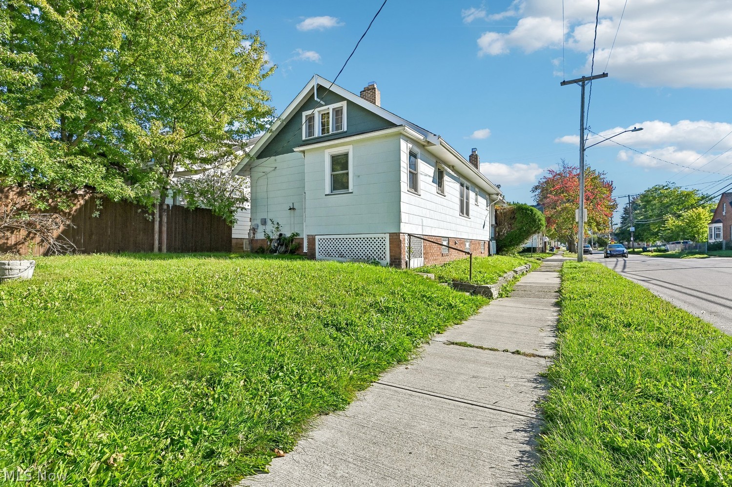 12112 Marne Avenue Cleveland OH 44111