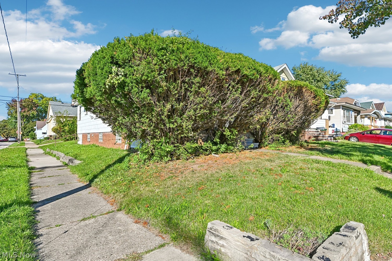 12112 Marne Avenue Cleveland OH 44111