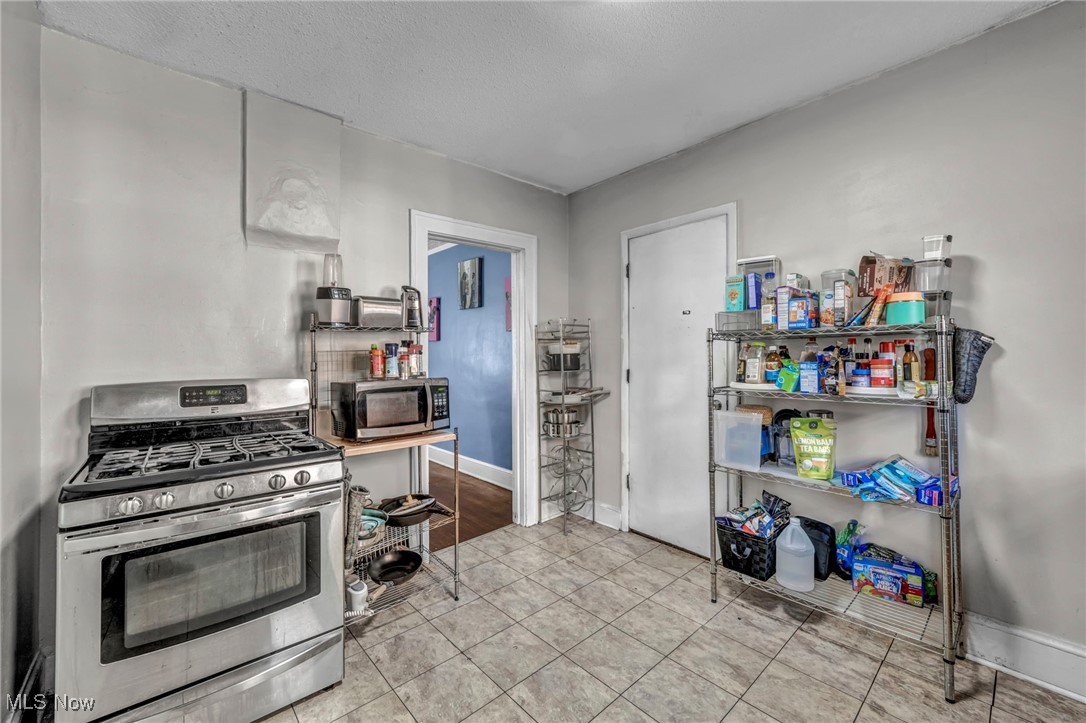 888 Greenwood Avenue Akron OH 44320