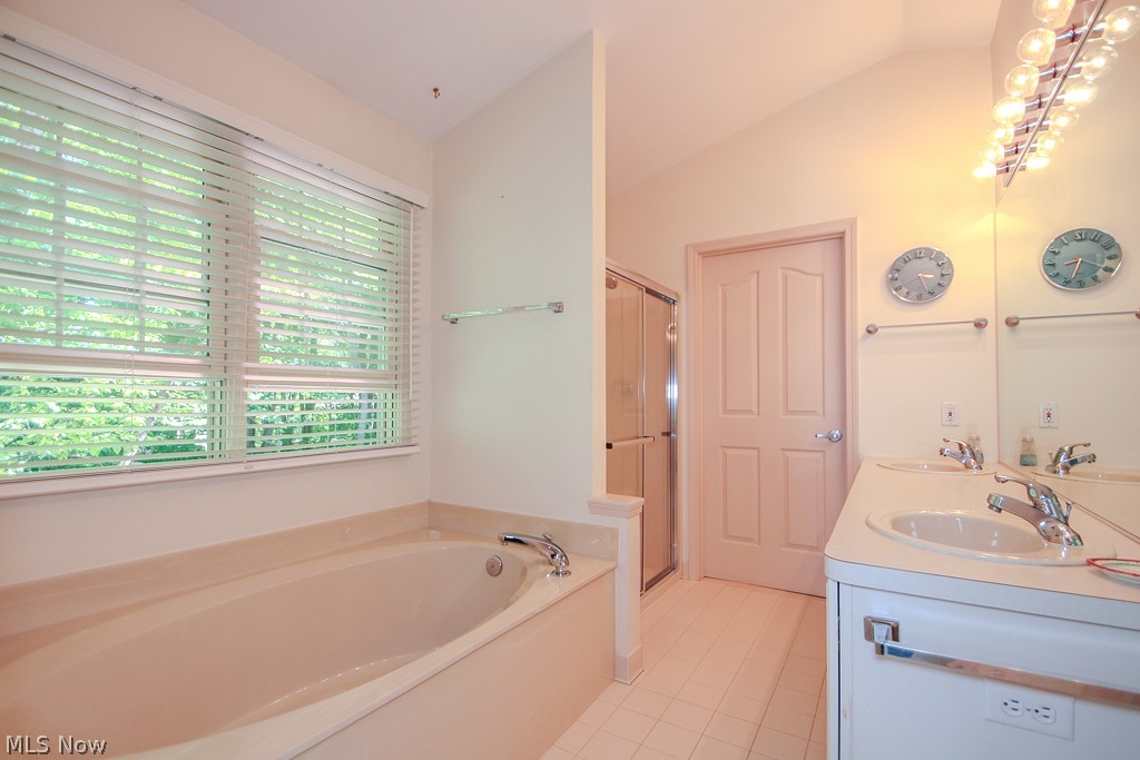 2345 Champion Trail Twinsburg OH 44087