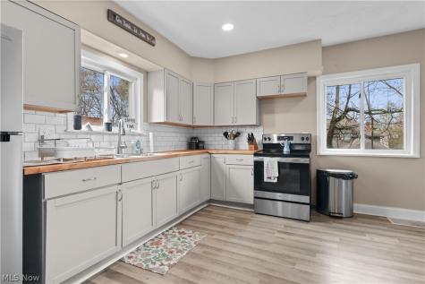 318 Pioneer Street Akron OH 44305