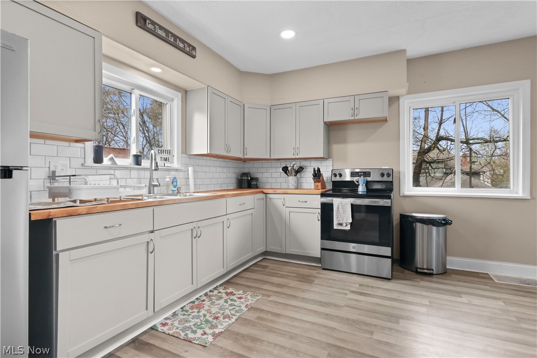 318 Pioneer Street Akron OH 44305