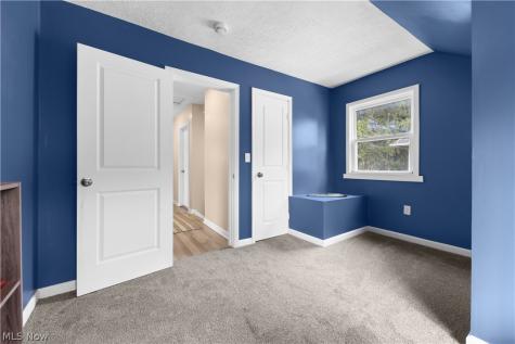 318 Pioneer Street Akron OH 44305