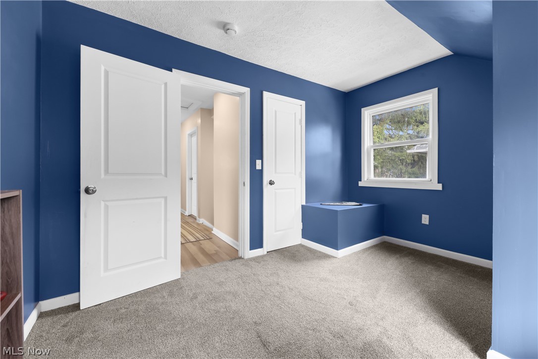 318 Pioneer Street Akron OH 44305