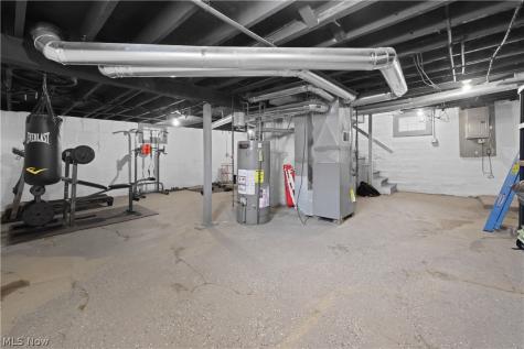 318 Pioneer Street Akron OH 44305