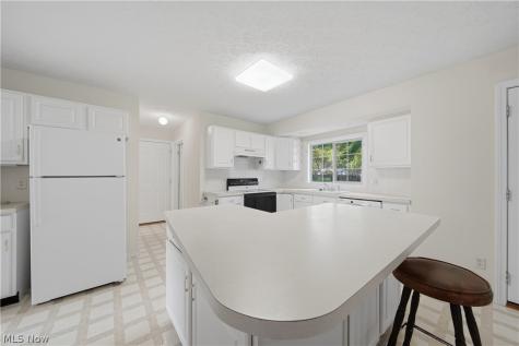 7168 Celina Street NW Massillon OH 44646