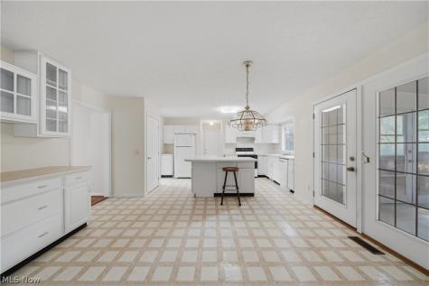 7168 Celina Street NW Massillon OH 44646