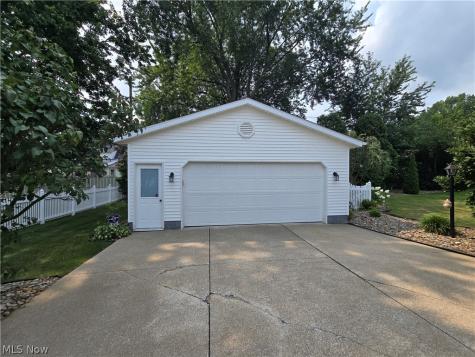 1225 Plymouth Street NW Massillon OH 44646