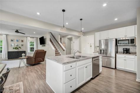 3622 Shady Timber Drive Twinsburg OH 44087