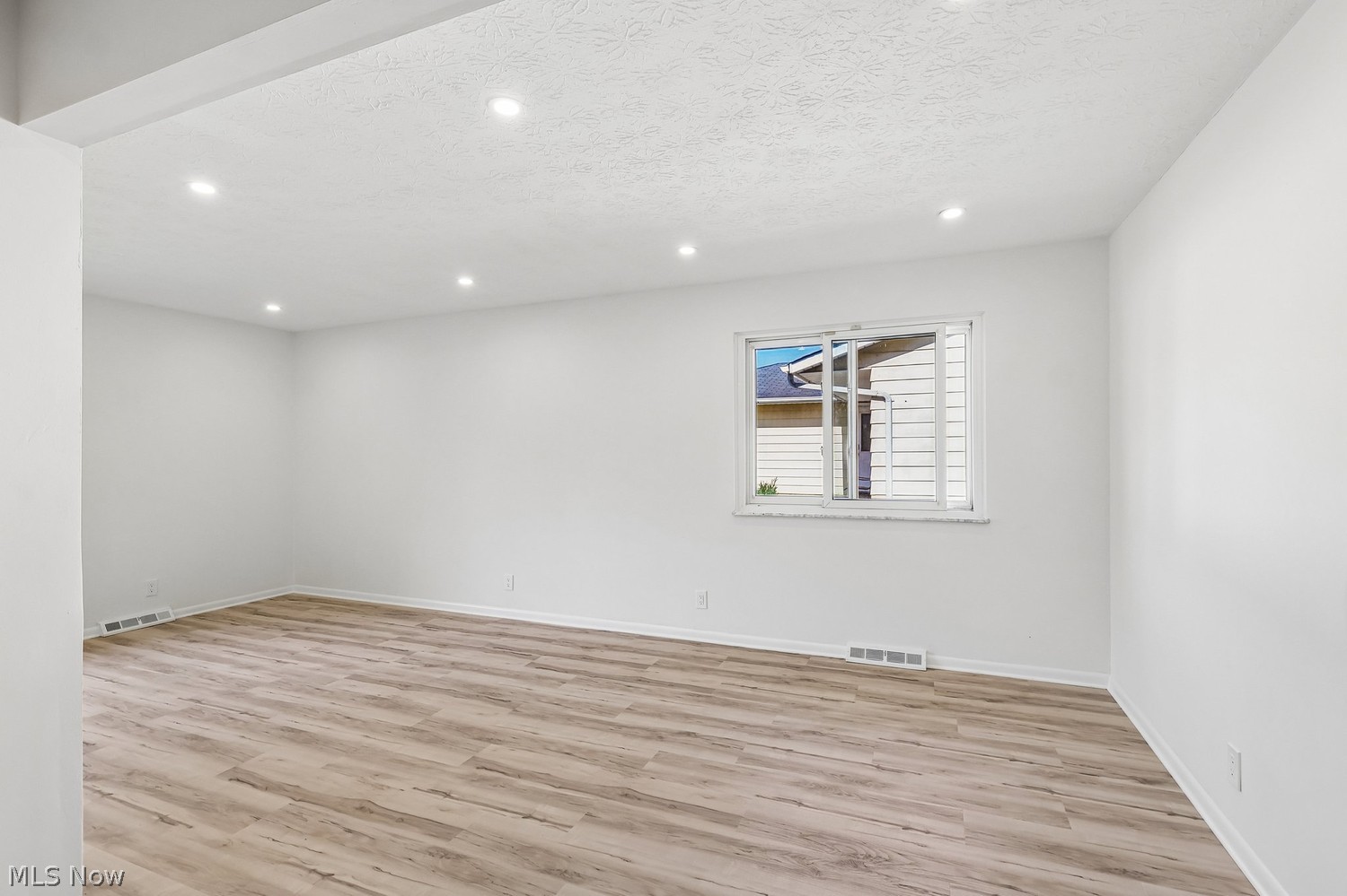 6567 Copley Avenue Solon OH 44139