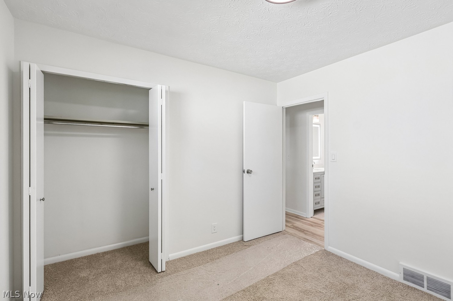 6567 Copley Avenue Solon OH 44139