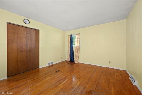 1484 Erie Avenue Akron OH 44312