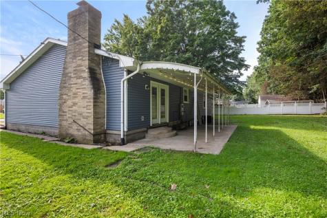 1484 Erie Avenue Akron OH 44312