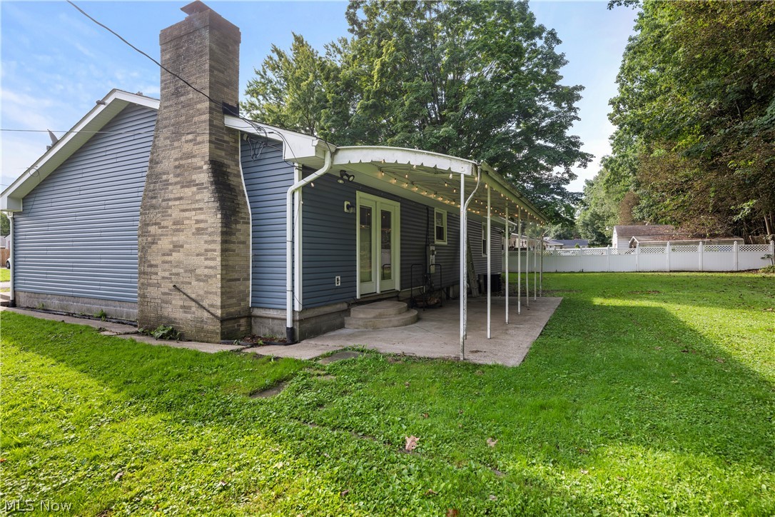 1484 Erie Avenue Akron OH 44312