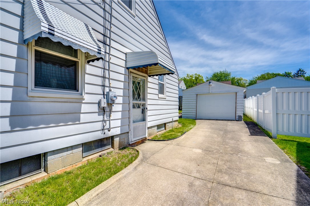 1701 Brown Street Akron OH 44301