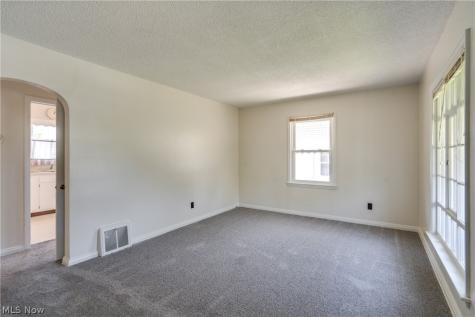 1701 Brown Street Akron OH 44301