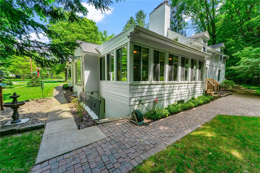 40 Redfern Drive Youngstown OH 44505
