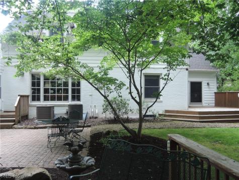40 Redfern Drive Youngstown OH 44505