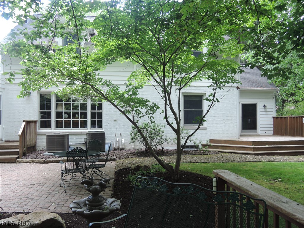 40 Redfern Drive Youngstown OH 44505