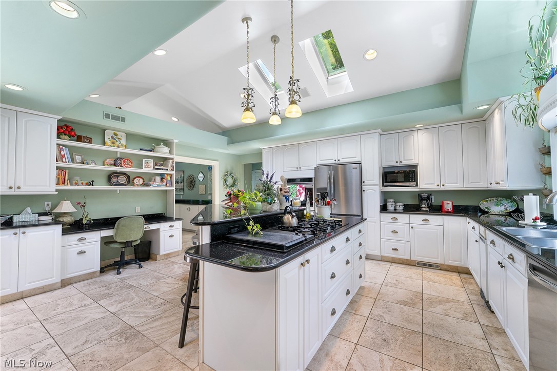 40 Redfern Drive Youngstown OH 44505