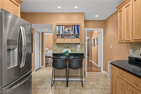 2686 Cranlyn Road Shaker Heights OH 44122