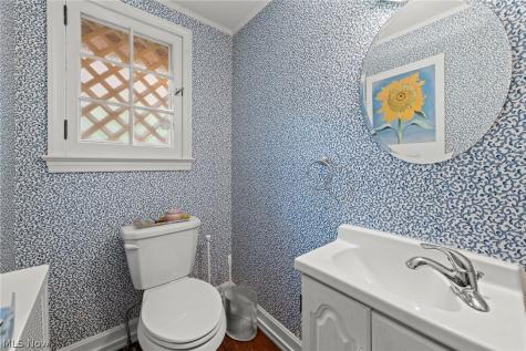 2686 Cranlyn Road Shaker Heights OH 44122