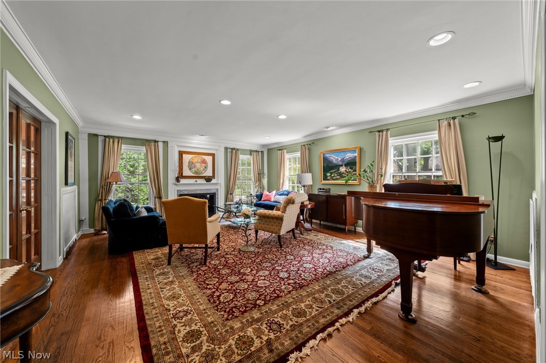 2686 Cranlyn Road Shaker Heights OH 44122