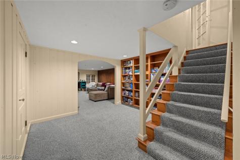 2686 Cranlyn Road Shaker Heights OH 44122