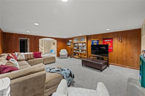 2686 Cranlyn Road Shaker Heights OH 44122