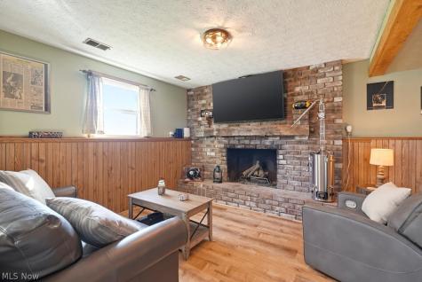 1545 Whitehall Drive Mogadore OH 44260