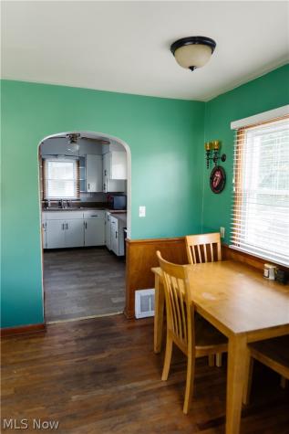 1424 Maple Street Barberton OH 44203
