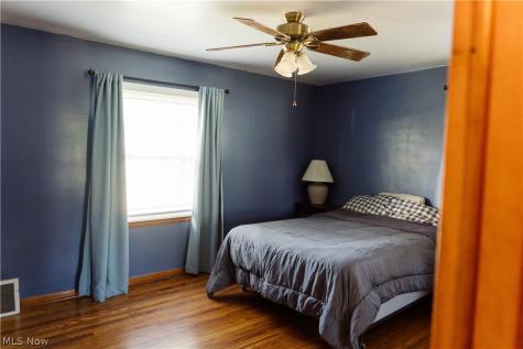 1424 Maple Street Barberton OH 44203