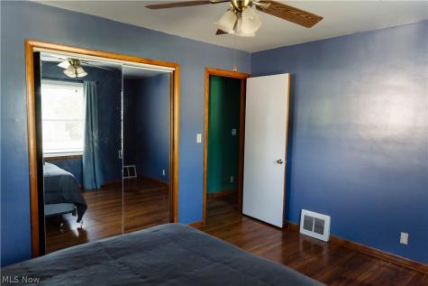 1424 Maple Street Barberton OH 44203