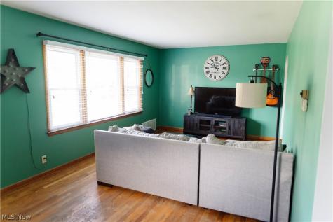 1424 Maple Street Barberton OH 44203