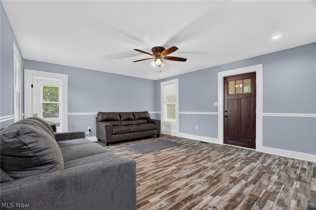 371 E Jefferson Street Jefferson OH 44047