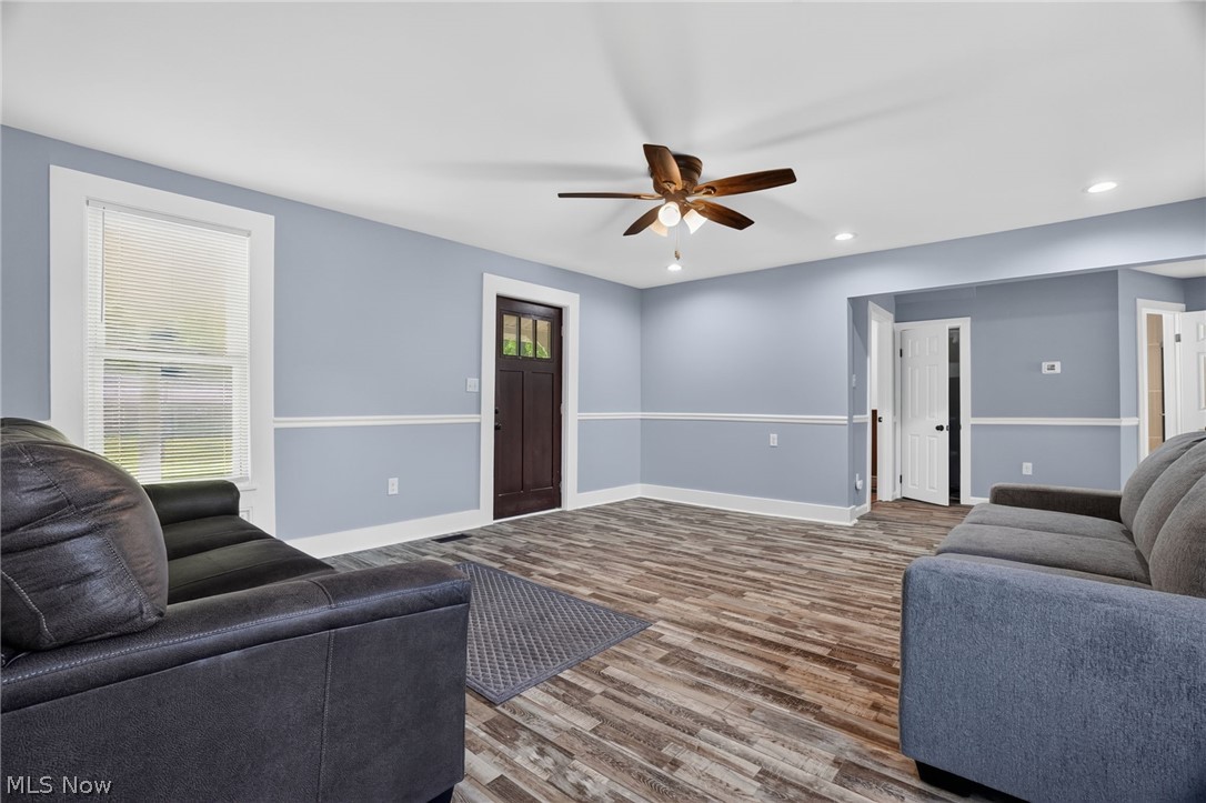 371 E Jefferson Street Jefferson OH 44047