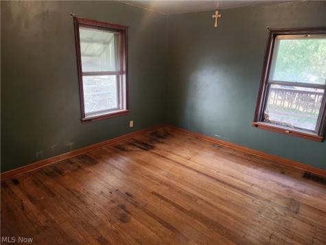 485 Allenford Street Akron OH 44314