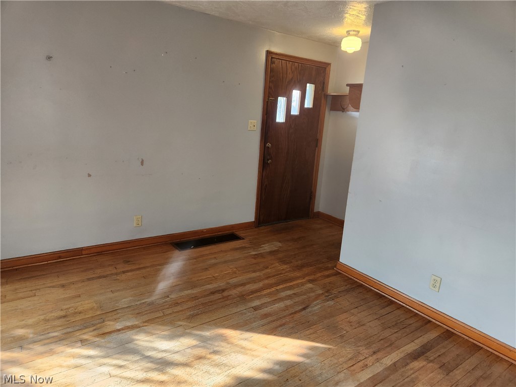 485 Allenford Street Akron OH 44314
