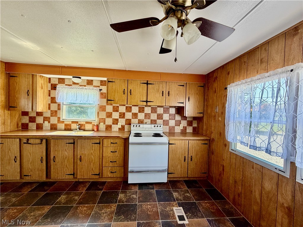 136 Northwest Street Flushing OH 43977