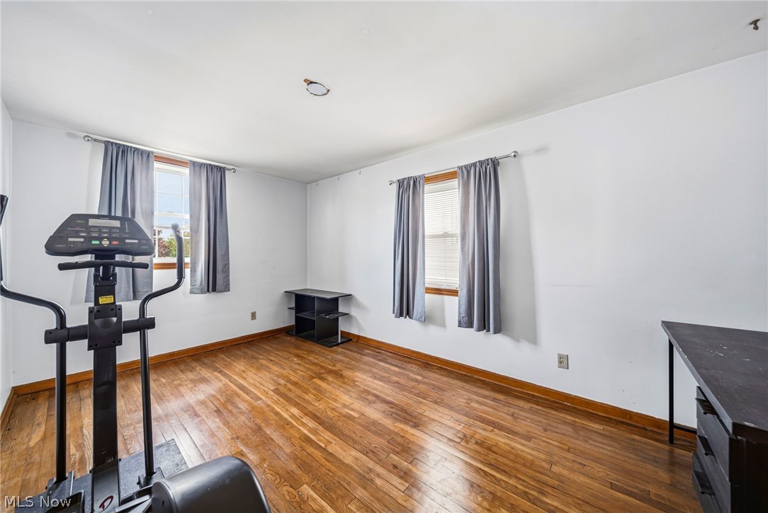 21790 Kennison Avenue Euclid OH 44123
