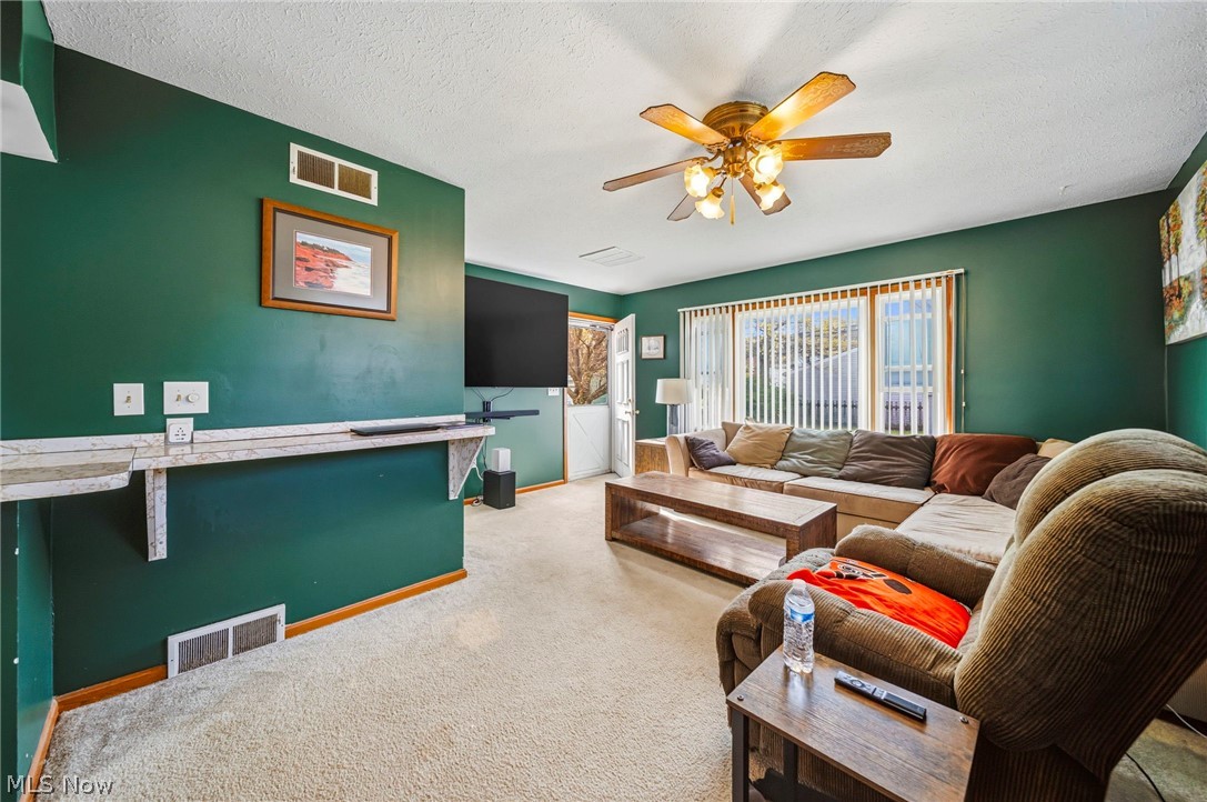 21790 Kennison Avenue Euclid OH 44123
