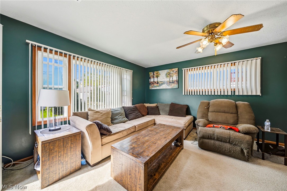 21790 Kennison Avenue Euclid OH 44123