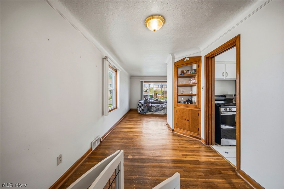 21790 Kennison Avenue Euclid OH 44123
