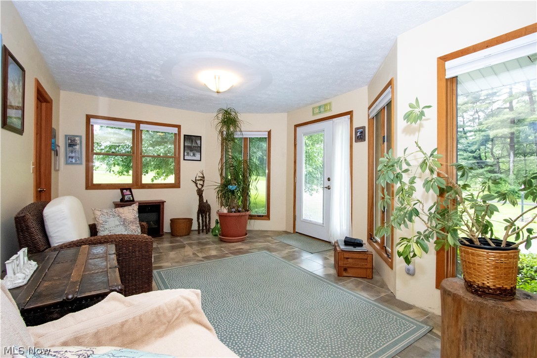 107 Youngs Terrace Loudonville OH 44842