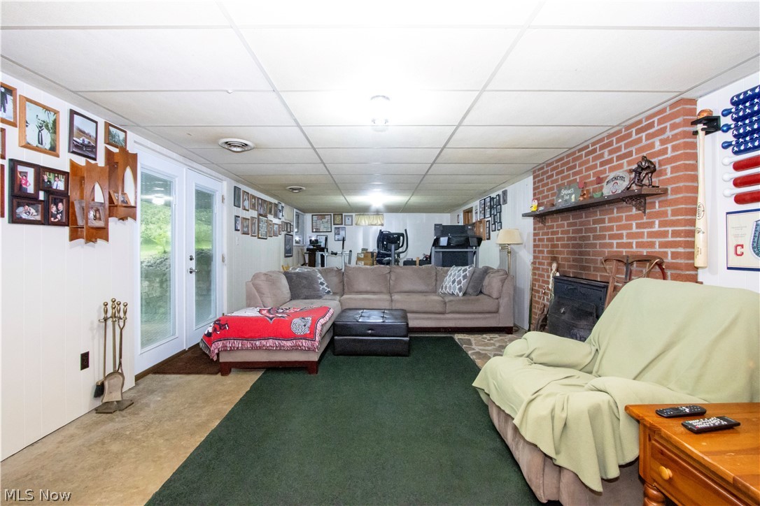 107 Youngs Terrace Loudonville OH 44842