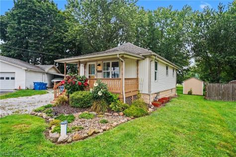 4937 Grove Avenue Norton OH 44203