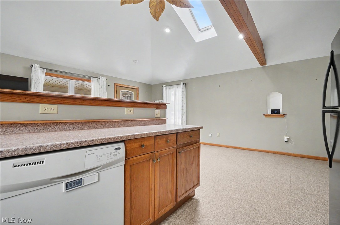4937 Grove Avenue Norton OH 44203