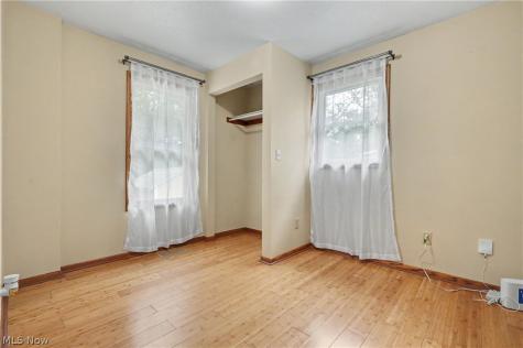 4937 Grove Avenue Norton OH 44203